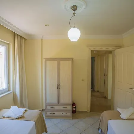 Calis'ta Denize Sifir 8 Kisilik Pearl 4 Fethiye
