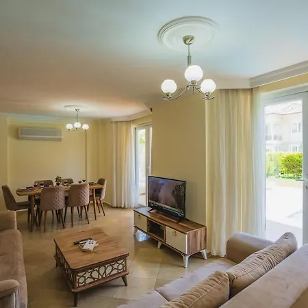 Calis'ta Denize Sifir 8 Kisilik Pearl 4 Villa