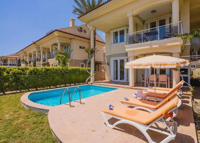 Calis'ta Denize Sifir 8 Kisilik Pearl 4 Villa
