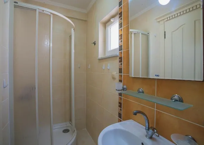 Calis'ta Denize Sifir 8 Kisilik Pearl 4 Villa