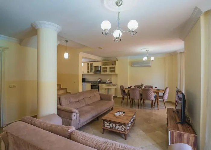 Calis'ta Denize Sifir 8 Kisilik Pearl 4 Villa Fethiye