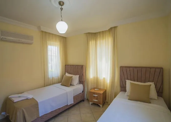Calis'ta Denize Sifir 8 Kisilik Pearl 4 Villa *